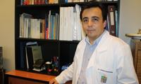 Dr. Cristian Covarrubias, académico del Instituto de Investigación en Ciencias Odontológicas