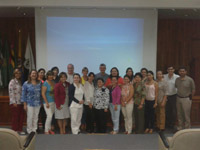 Compartiendo experiencia de Innovación Curricular con Colombia